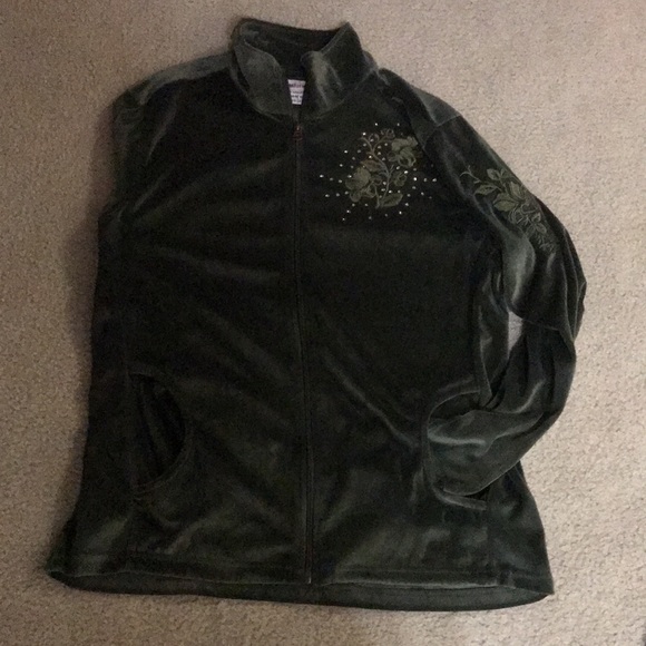 Velour 2 piece Set - Picture 7 of 13